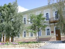Главное административное здание, главный корпус ЕККиИ - ул. Набережная, д. 7